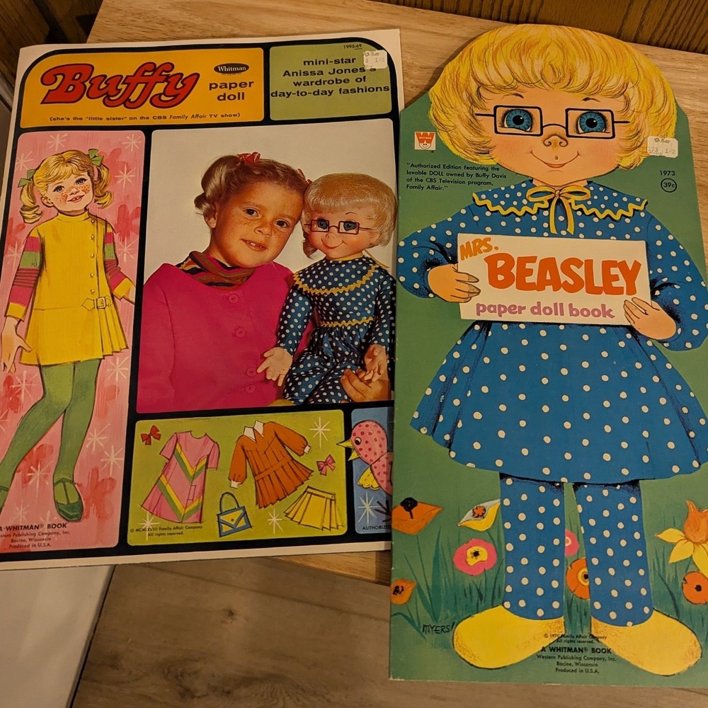 New VTG 1970s Mrs. Beasley Paper Doll Book & Buffy Family Affair Paper Doll Book - Picture 14 of 15